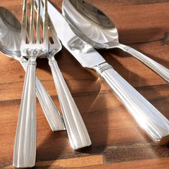 Crescendo II 65-Piece Flatware Set