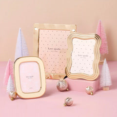 South Street Gold 5x7 Wavy Photo Frame