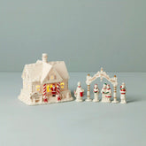 Mistletoe Park Lit Cottage & Caroler Figurine Set