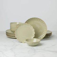 French Perle Scallop Matcha 18-Piece Dinnerware Set